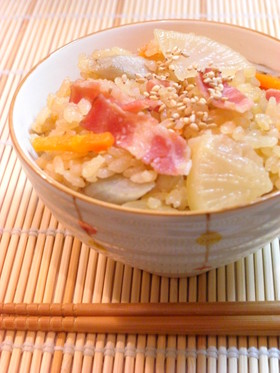 ✿ベーコンと根菜の味噌味炊き込みご飯✿