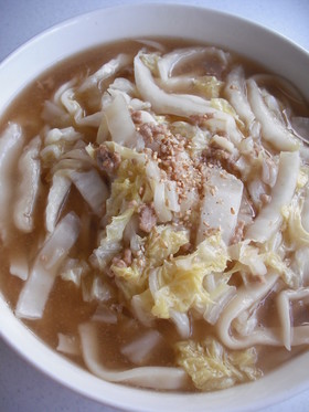 白菜のそぼろあんかけうどん