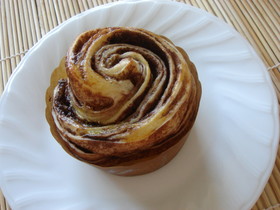 チョコ渦巻きパン