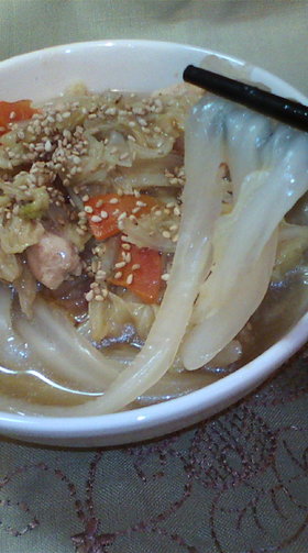 ヘルシー★うどん風 白菜の中華スープ