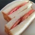トマトのサンドウィッチ