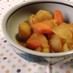 バターが決め手。玉葱人参じゃが芋の煮物。